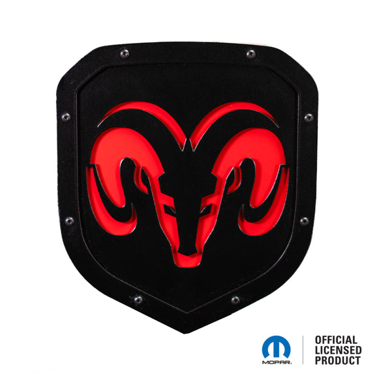 Emblema con escudo estilo cabeza 1 de RAM® con licencia oficial: compatible con la parrilla de los modelos RAM® 1500, 2500 y 3500 de 2013 a 2018
