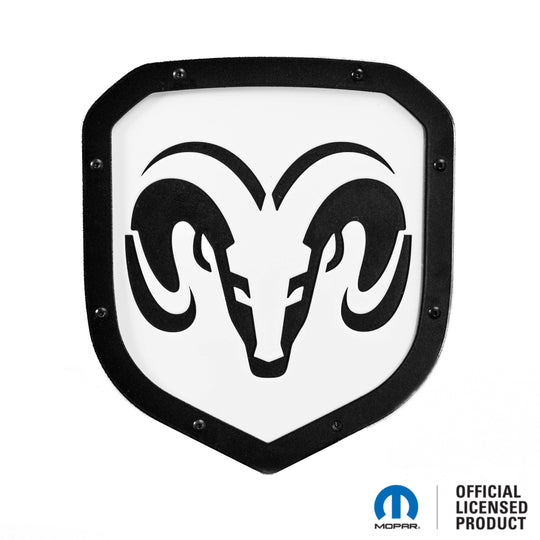 Emblema con escudo estilo cabeza 1 de RAM® con licencia oficial: compatible con la parrilla de los modelos RAM® 1500, 2500 y 3500 de 2013 a 2018