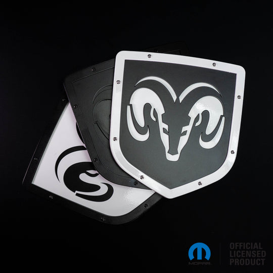 Emblema con escudo estilo cabeza 1 de RAM® con licencia oficial: compatible con modelos RAM® 1500, 2500 y 3500 del 2009 al 2018