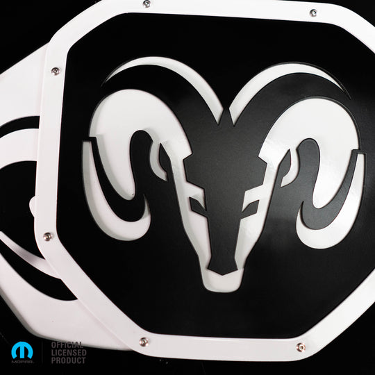 Emblema con escudo estilo cabeza 1 de RAM® con licencia oficial: compatible con modelos RAM® 1500, 2500 y 3500 del 2019 al 2024