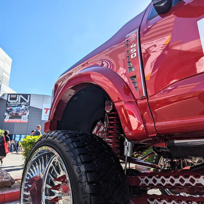 Insignias de guardabarros de repuesto personalizadas para Ford® Super Duty® 2023+ - Totalmente personalizables - LED