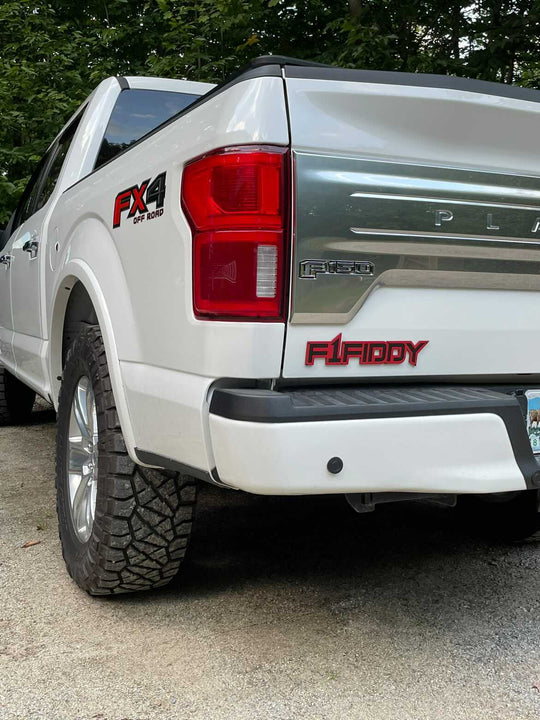 Emblema F1Fiddy: estilo elegante