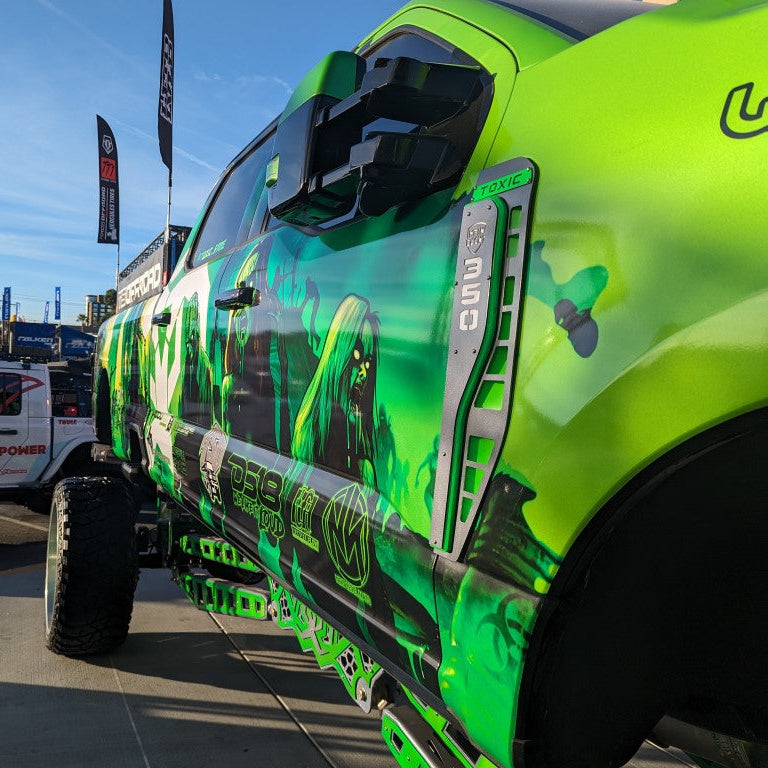 Badges de remplacement personnalisés pour garde-boue pour le Ford® Super Duty® 2023+ - Entièrement personnalisables - LED