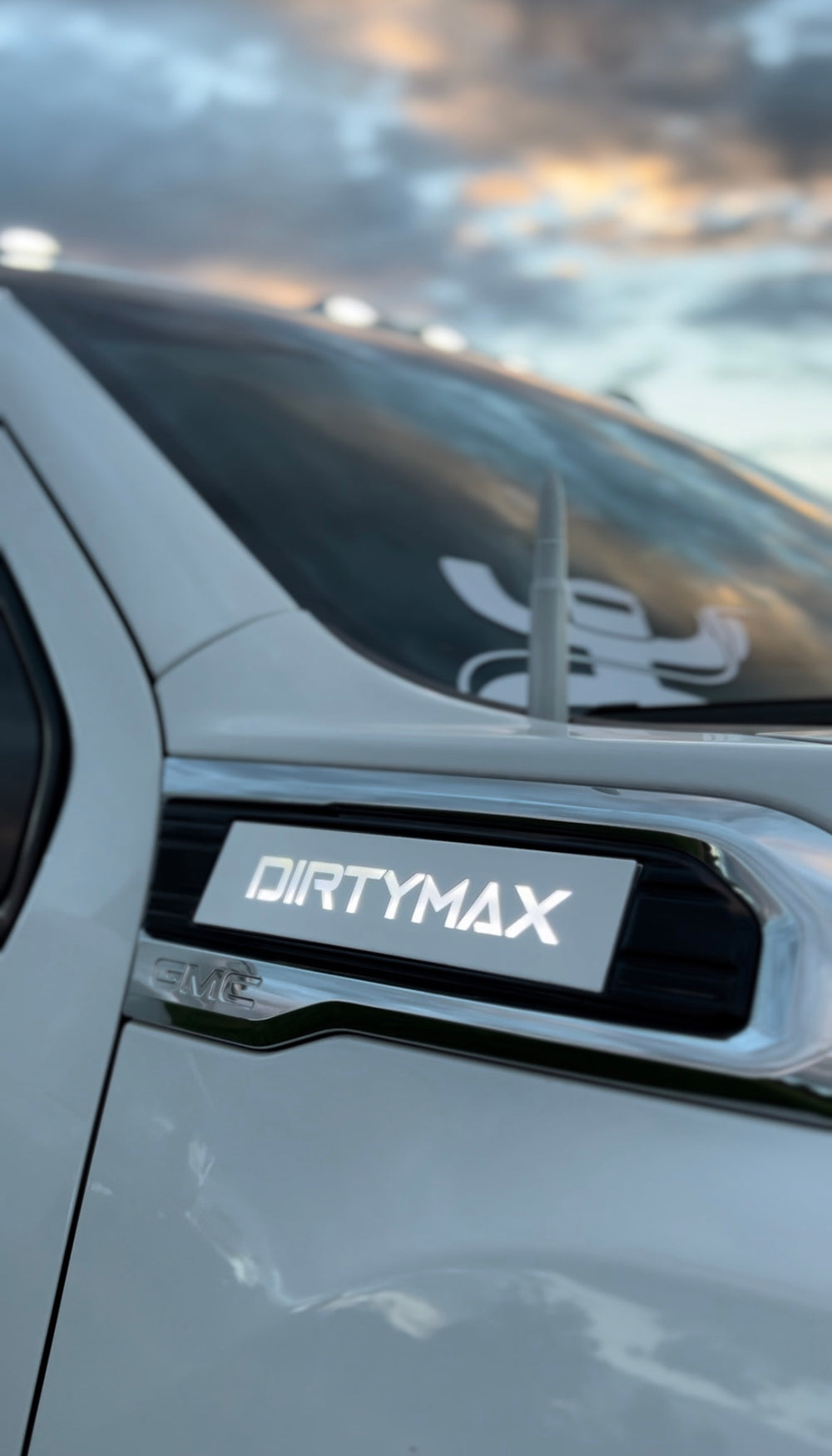 Dirtymax LED - Fits 2020-2023 GMC® Sierra® 2500 and 3500 HD